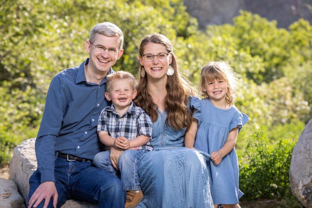 widdisonphotography_041 April with her family